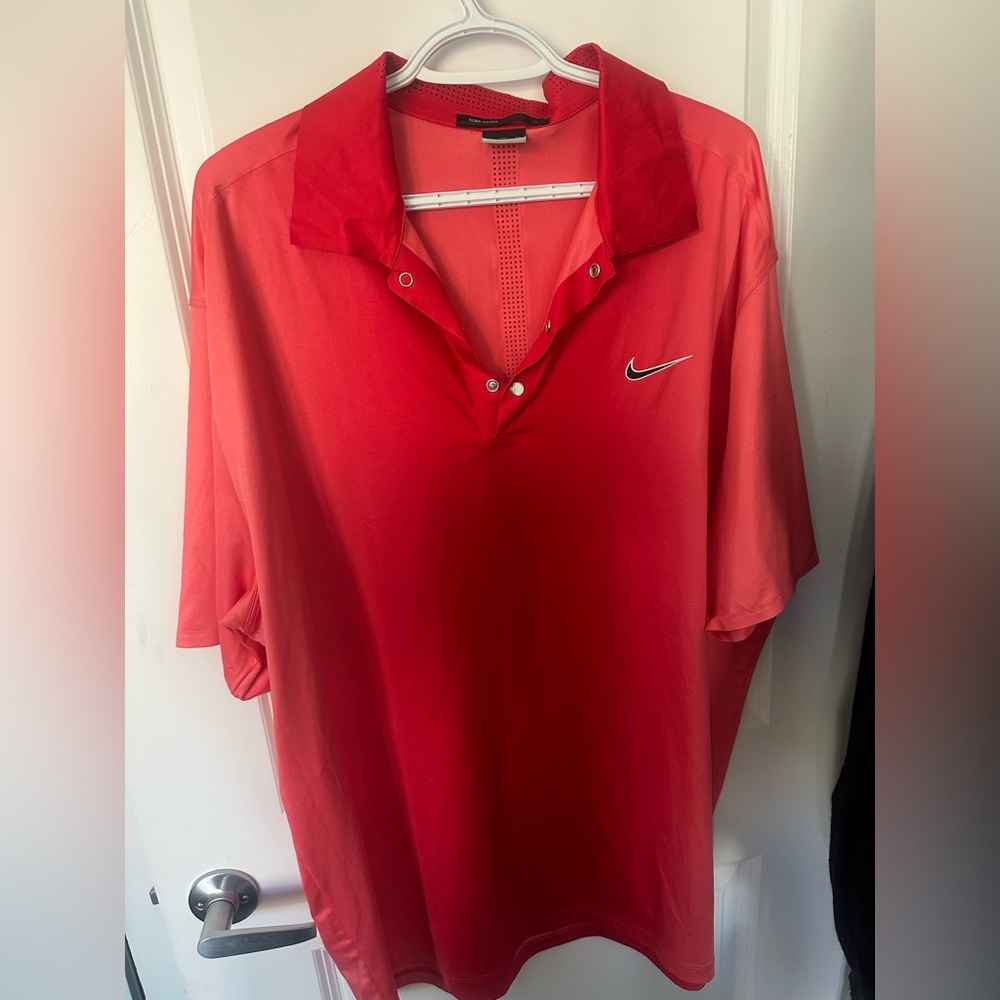 Nike Tiger Woods Men’s Red Golf Polo Shirt
